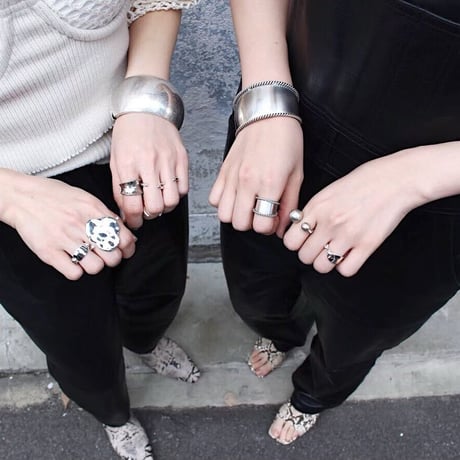 Twist bangle