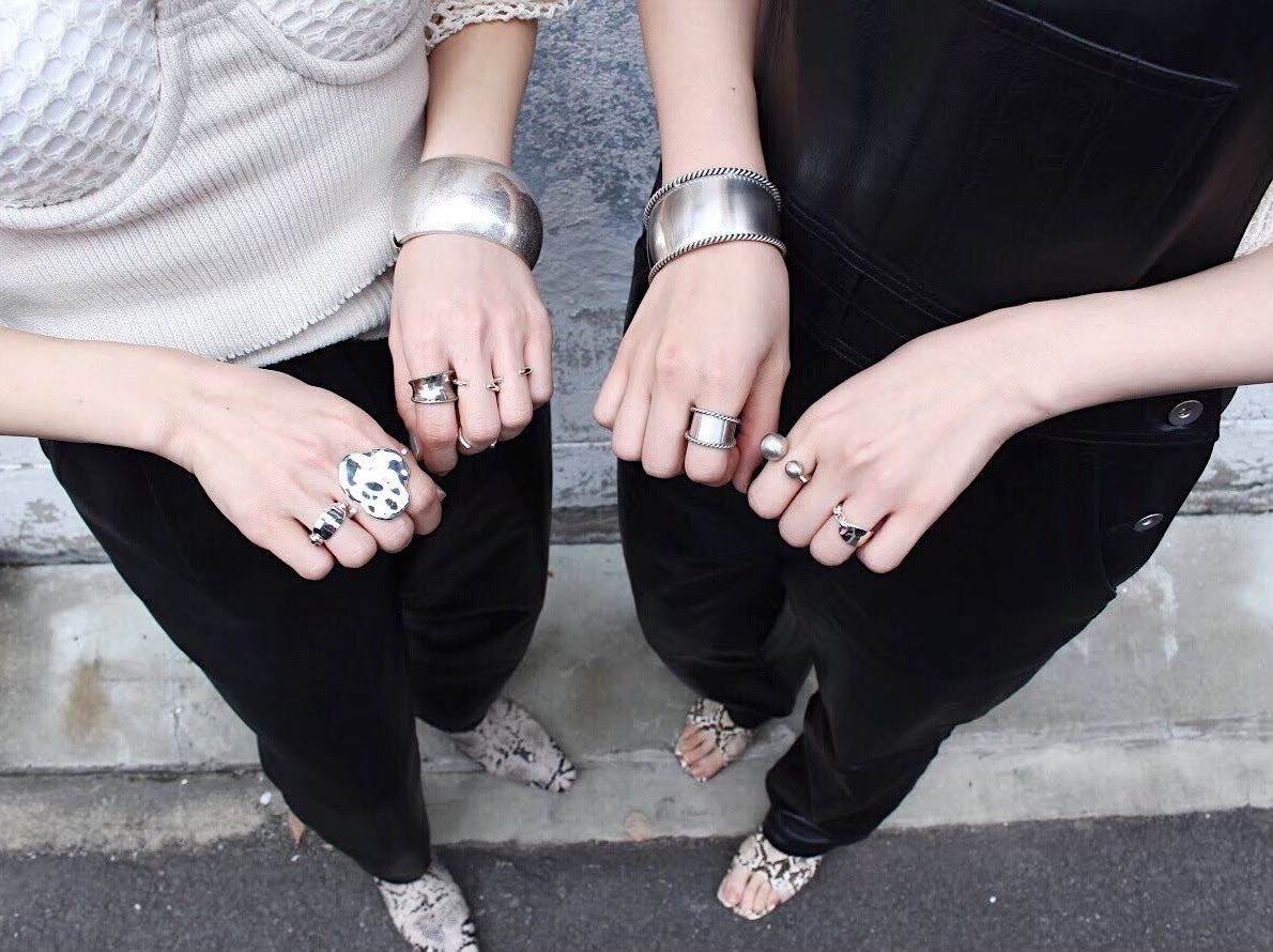 Twist bangle | Soierie WEB STORE Twist bangle | Soierie WEB STORE