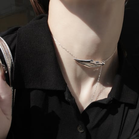 Lip motif necklace【Exclusive item】