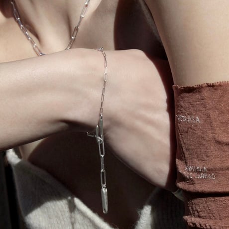 norme dew long frame bracelet / SV925