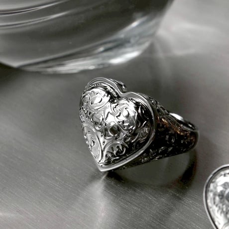 Heart barbell ring