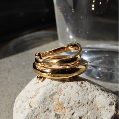 kinetic art ring (one color)