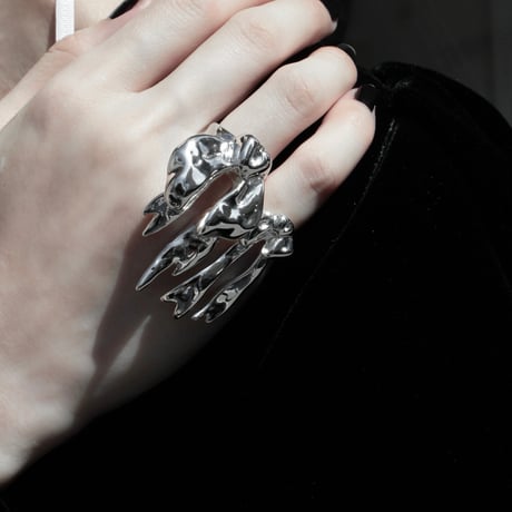 Ribbon small ring