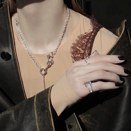 Virtual necklace