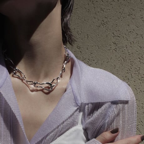 Connect loop necklace
