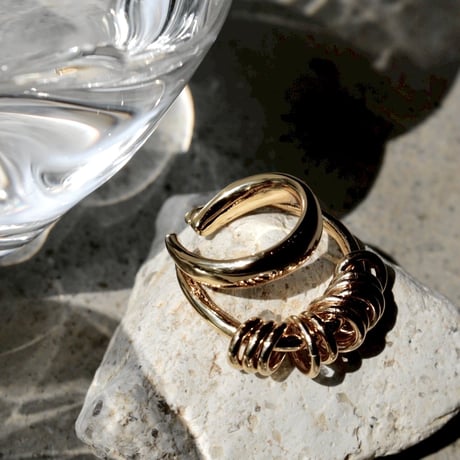 Infinity coil cuff ring (one color)