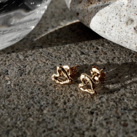 norme open heart mini pierce / SV925＋Gold Plated