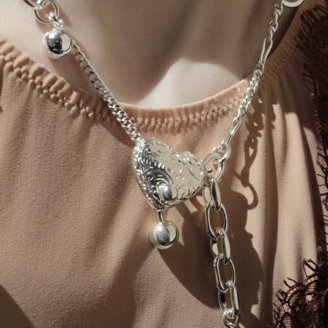 Heart barbell necklace