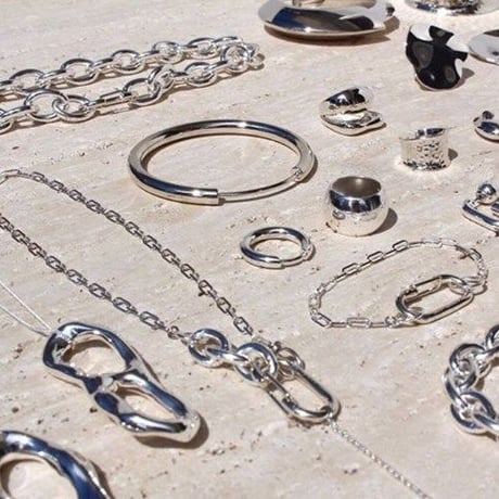 Clip large necklace
