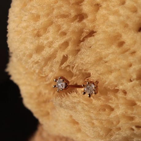 norme diamond pierce (2p) / SV925＋Gold Plated