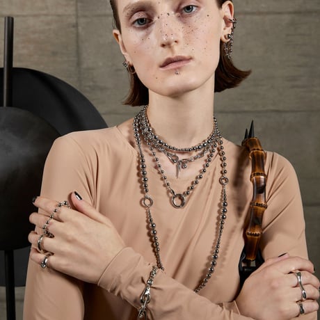 Metal ball carabiner necklace / Long