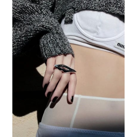Lip motif w ring【Exclusive item】