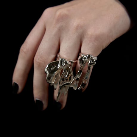 Ribbon large ring