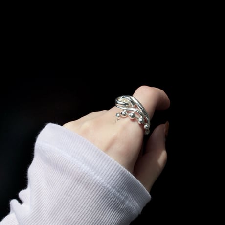 Vintage knot ring