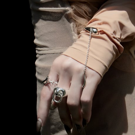 Metal art object bangle