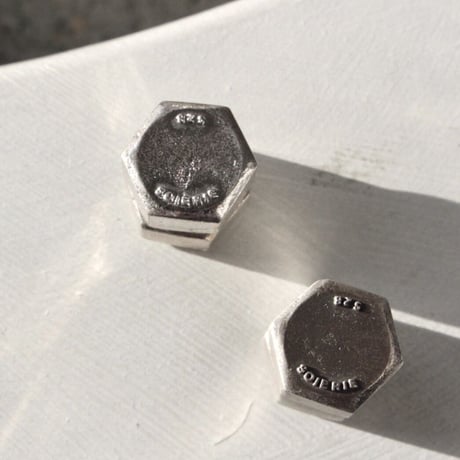 Nut magnet pierce (1P) [Unisex line]