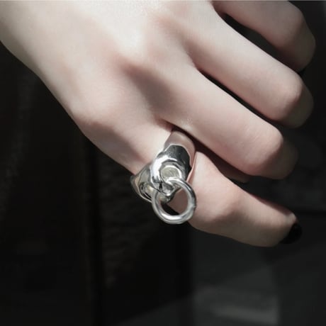 Vintage circle ring