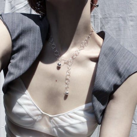 Halo vine necklace