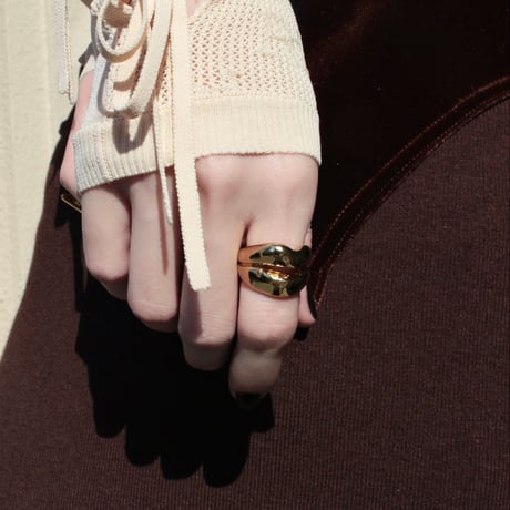 Lip motif ring【Exclusive item】