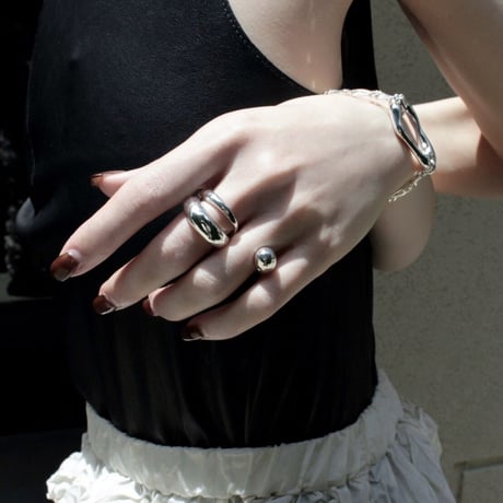 Moist layered ring