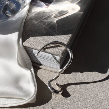 norme clear hook earcuff / SV925