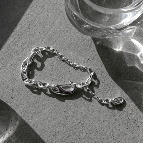 Key motif carabiner bracelet