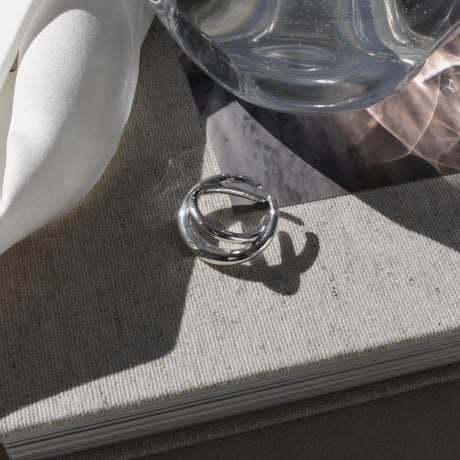 norme clear circle earcuff ring / SV925