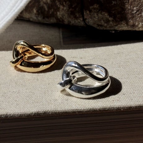 Clarity coil earcuff ring (one color)