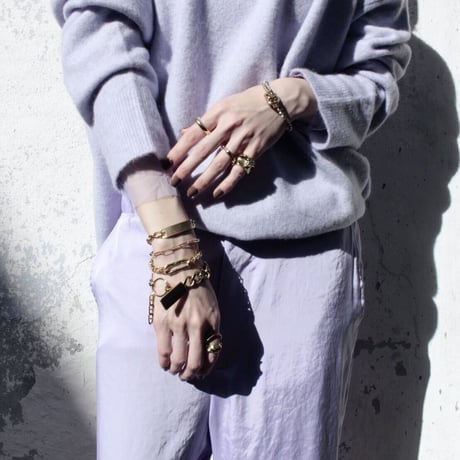 Drape pinky ring