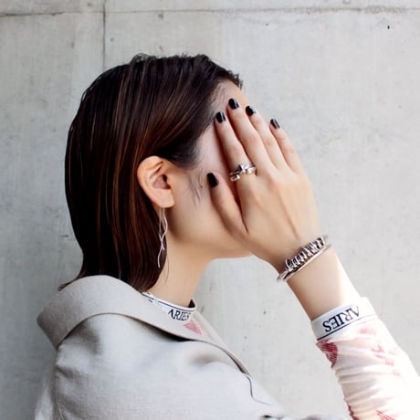 Coil knot ring