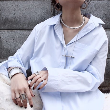 Twist choker