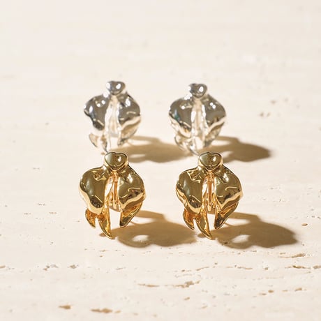 Ribbon earing