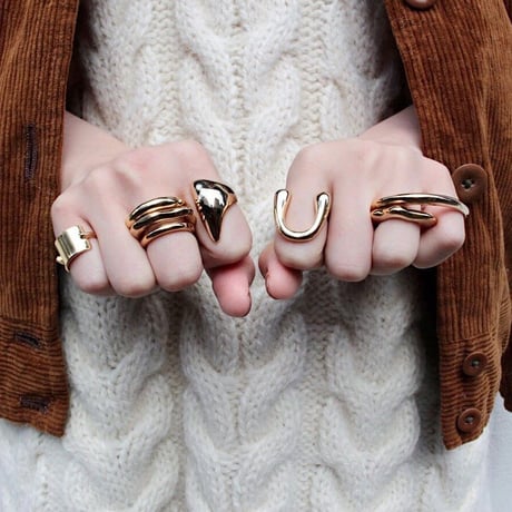 Pebble ring