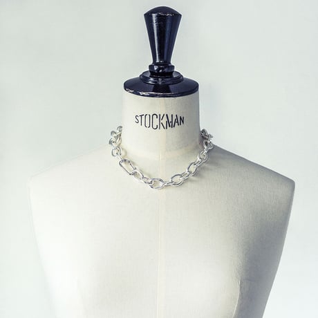 Clip large necklace