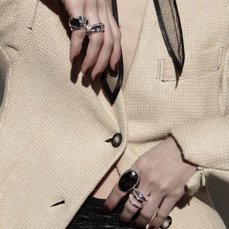 Drape pinky ring