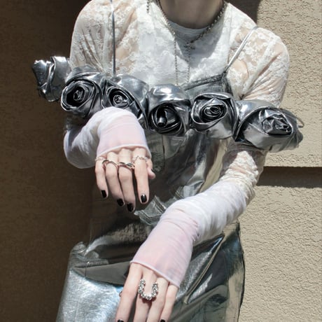 Metal art w ring (one color)