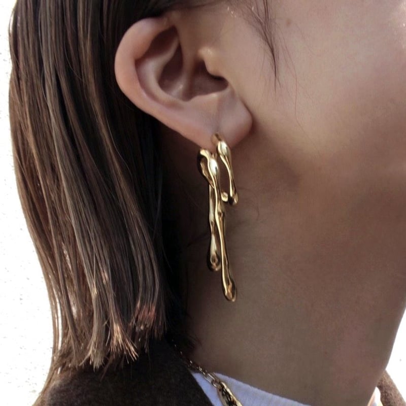 Soierie ソワリー　Icicle pierce シルバー　デザインピアス Soierie ソワリー Icicle pierce シルバー デザインピアス