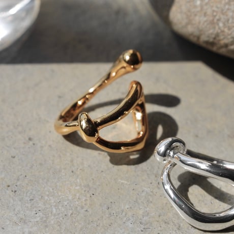 Metal art ring (one color)
