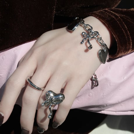 Innocent heart bracelet