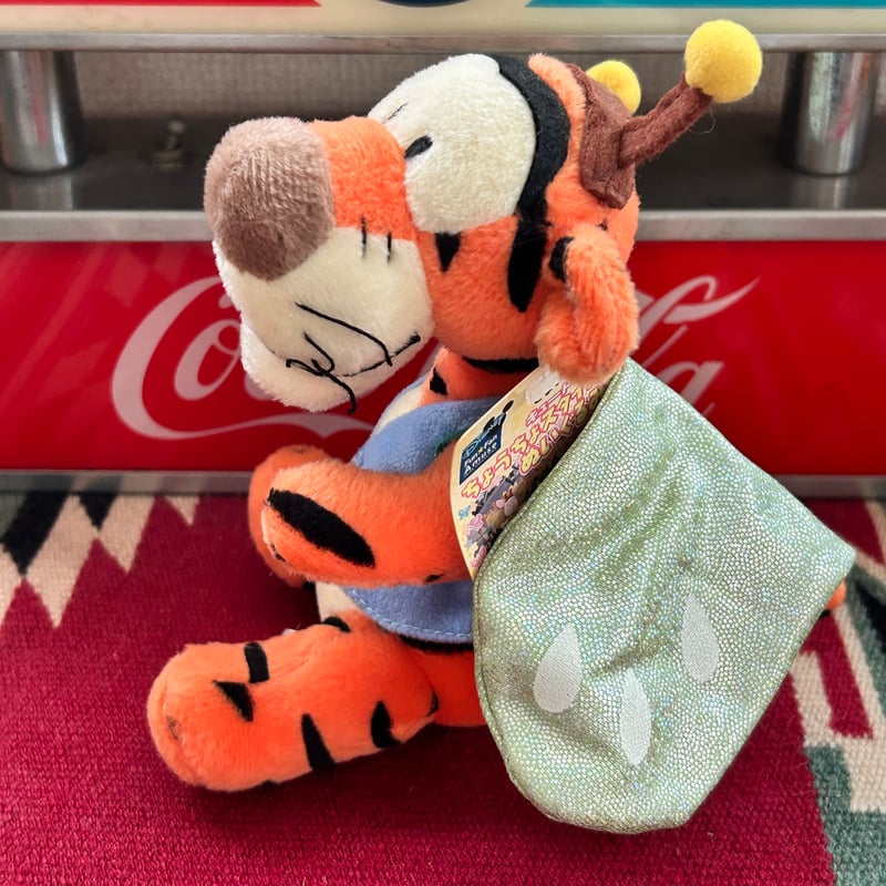 Disney Tigger ボブルヘッド人形 2000s SEGA Walt Disney “BUTTERFLY TIGGER” PLUSH