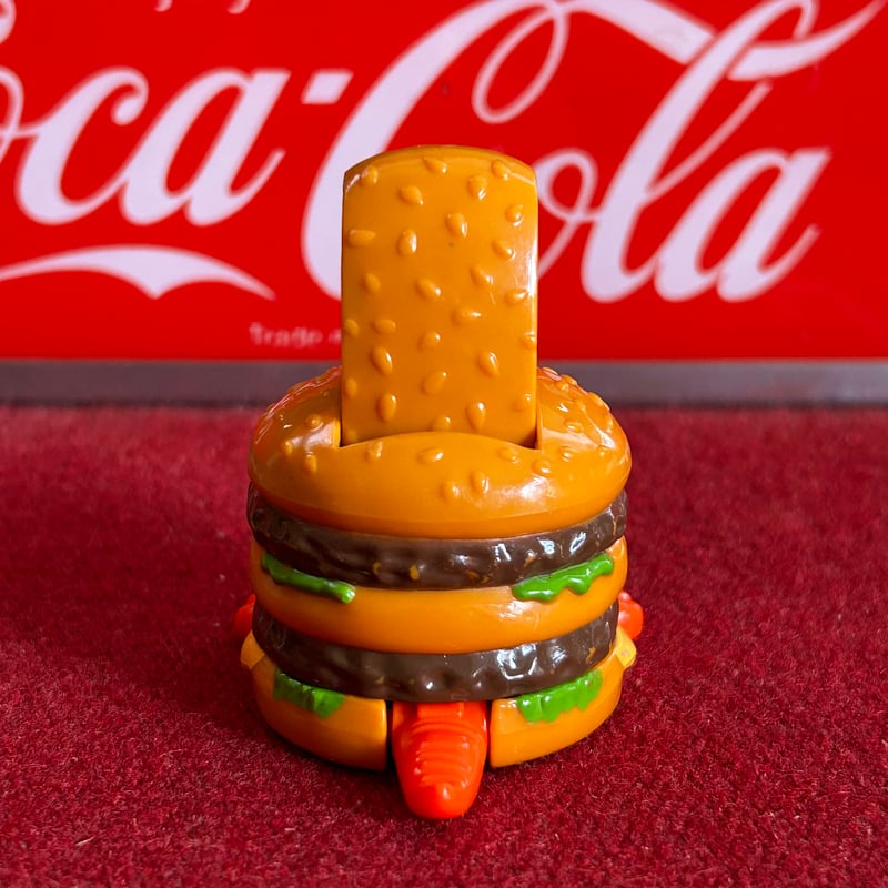 マクドナルド ビッグマック フィギュアセット Fast Food Angels: McDonald's Japan Turns Big Macs Into EVA