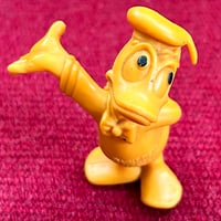 【当時モノ/ 稀少種】1970s Walt Disney Productions ドナルドダック 単色PVCフィギュア［昭和レトロ雑貨/ディズニー］