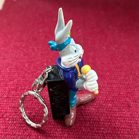 90s Looney Tunes “Rock star Bugs Bunny” KEY RING ／ 1995年製 ワーナーブラザーズ バッグスバニー キーホルダー