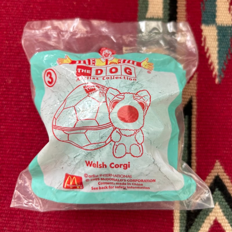 2000s McDonald HAPPY SET TOY “THE DOG®” Artlist 2000s McDonald HAPPY SET TOY “THE DOG®” Artlist