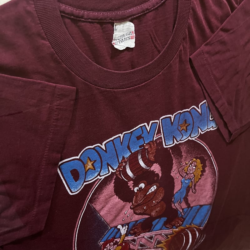 80s VINTAGE NINTENDO “DONKEY KONG” TEE in 00s T 80s VINTAGE NINTENDO “DONKEY KONG” TEE in 00s T