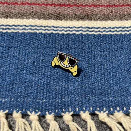 【DEAD STOCK】CALIFORNIAN PIN-BADGE (VALLEY CRUISE PRESS)  PINS “Croissant”