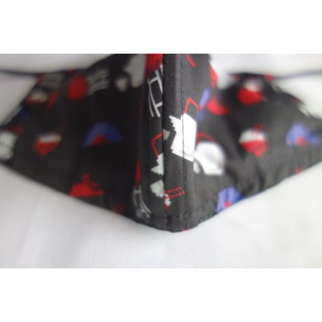 【香港☆G.O.D.】（特別価格）Fabric Face Mask V1  / Ａ、Ｂ、Ｃ＝販売品　Ｄ、Ｅ＝もらって下さい  #5032944N