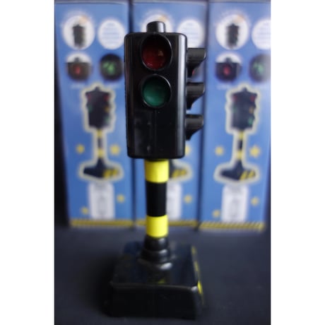 【香港☆ISSUE】好好聽！！あの音！！紅綠燈・Traffic Lights（小）  / 玄関の棚に置いて帰ったらポチっと  #603292N