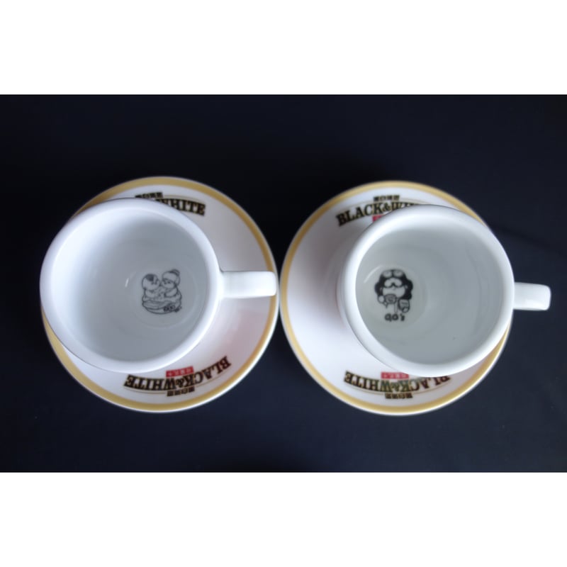 香港☆茶餐廳食器】＜漫畫＞ 黑白淡奶BLACK&WHITE / 衝撃に耐えて