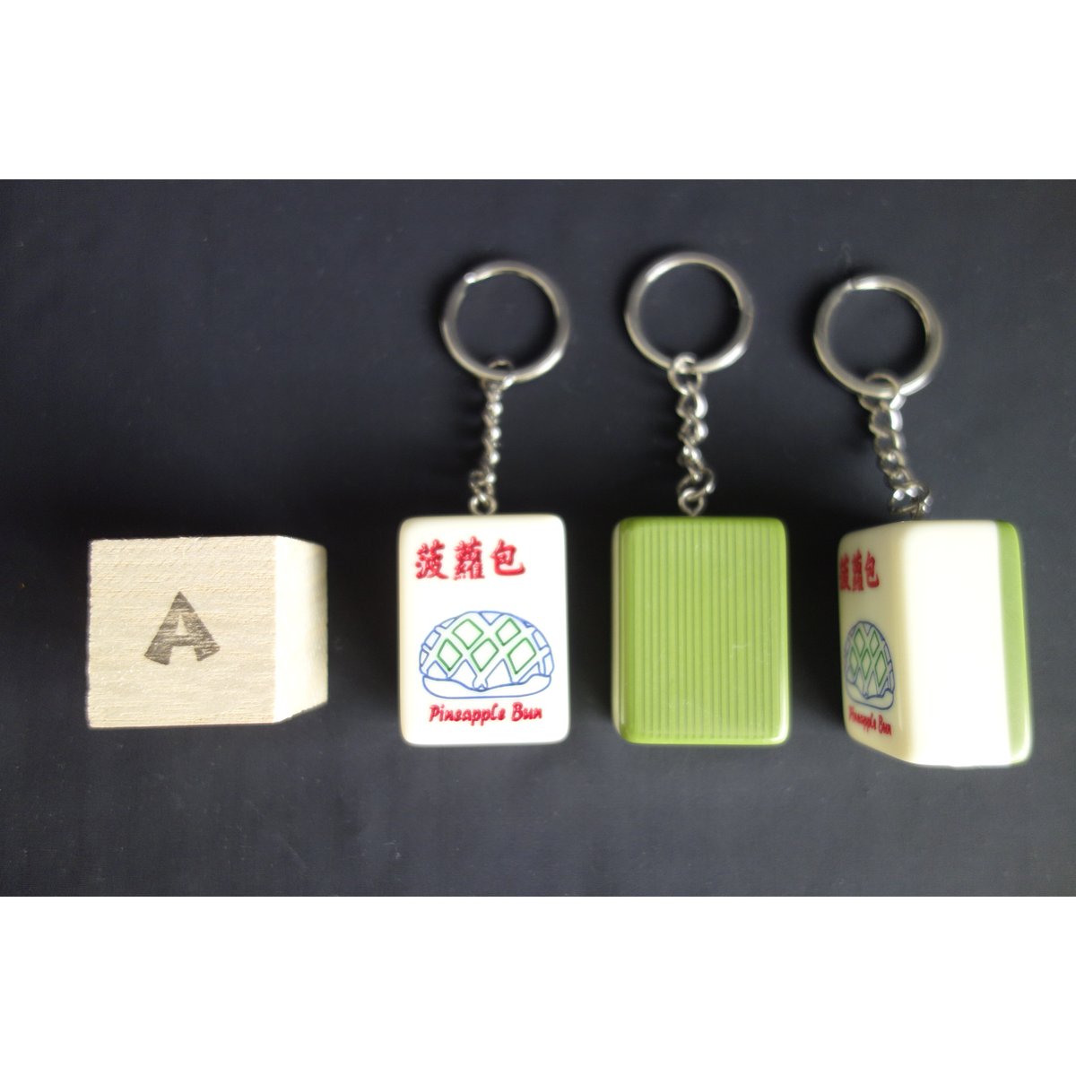 YOASOBI 香港限定 Mahjong Key Holder キーホルダー YOASOBI 香港限定 Mahjong Key Holder キーホルダー Mahjong Key